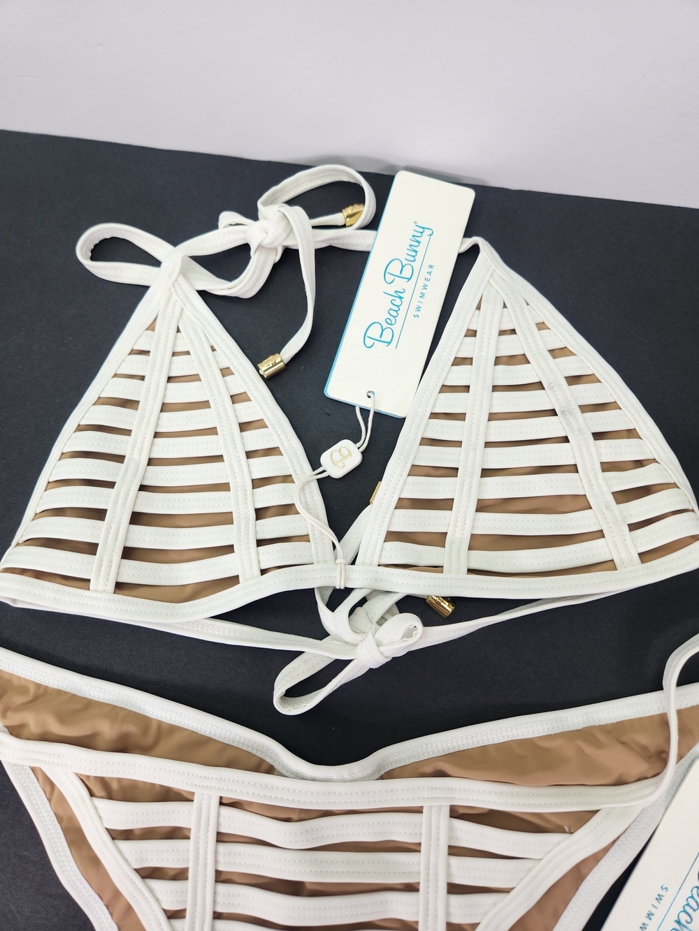 NWT Beach Bunny Hard Summer White Caged Bikini Set - Size Large - Picture 5 of 13